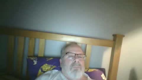 Snapshot of 2003dynawideglide chatting on 11, 1, 2026 2003dynawideglide online show from 11, 1, 2026