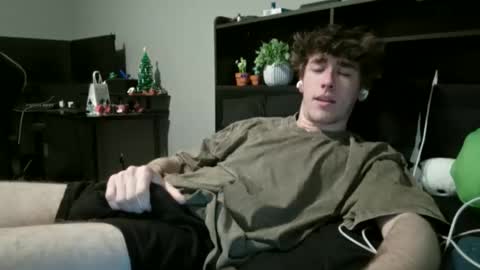 2004twink online show from 13, 4, 2026