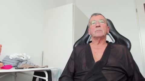 Henk online show from 10, 12, 2024