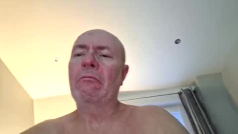 Snapshot of 211scudder chatting on 3, 11, 2025 211skoosh online show from 3, 11, 2025