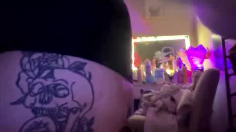 222kitty online show from 12, 11, 2025