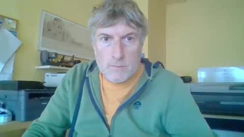 22esserre online show from 23, 9, 2025