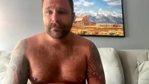 Snapshot of 247edgeallday chatting on 15, 9, 2025 247edgeallday online show from 15, 9, 2025