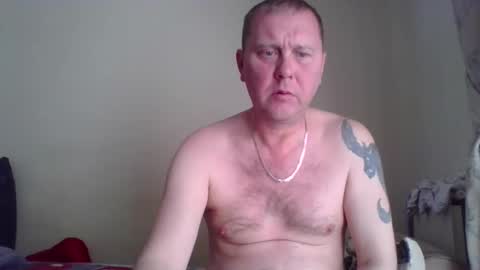 Snapshot of 2ndlipeater chatting on 24, 5, 2026 Girts online show from 24, 5, 2026