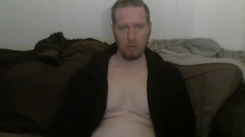 Snapshot of 2small4you83 chatting on 26, 5, 2026 2small4you83 online show from 26, 5, 2026