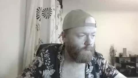 33UK online show from 19, 10, 2025