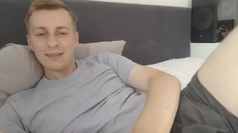 Snapshot of 3andy3 chatting on 6, 7, 2026 Andy online show from 6, 7, 2026