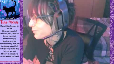 Snapshot of 3shycat3 chatting on 10, 11, 2025 3ShyCat3 online show from 10, 11, 2025