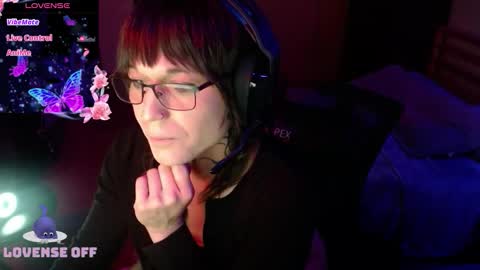 Snapshot of 3shycat3 chatting on 20, 11, 2025 3ShyCat3 online show from 20, 11, 2025