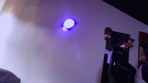 Snapshot of 3v1l_ chatting on 3, 12, 2025 E V I L online show from 3, 12, 2025