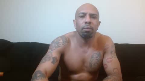 Snapshot of 420flyguy chatting on 12, 12, 2024 420flyguy online show from 12, 12, 2024