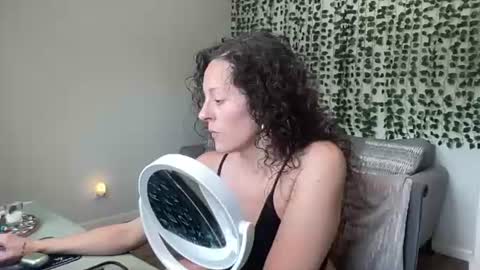 Snapshot of 420kc_couple chatting on 3, 8, 2026 KC420Couple online show from 3, 8, 2026