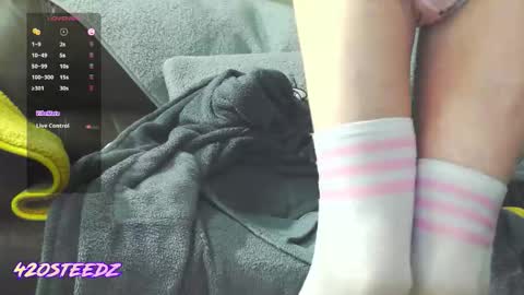 Snapshot of 420steedz chatting on 20, 12, 2025 420steedz online show from 20, 12, 2025