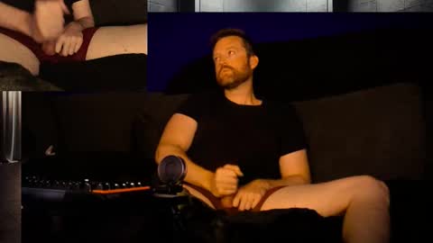 Snapshot of 4rosted chatting on 21, 12, 2025 Frosteds Dick Dungeon online show from 21, 12, 2025