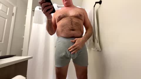 Snapshot of 50plusbeachbum chatting on 27, 1, 2025 50plusbeachbumm online show from 27, 1, 2025