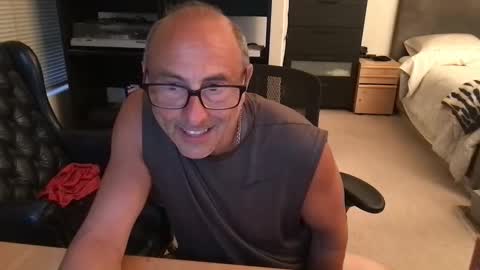 Snapshot of 66sexytime99 chatting on 19, 3, 2026 daddy vegas for single women and couples here online show from 19, 3, 2026