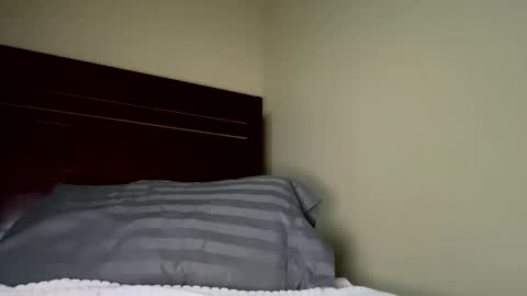 Snapshot of 6incher_lb chatting on 19, 11, 2025 6incher LB online show from 19, 11, 2025