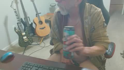 Snapshot of 6stringer62 chatting on 8, 5, 2026 6stringer62 online show from 8, 5, 2026
