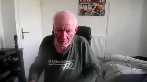 Snapshot of 73yves chatting on 1, 6, 2026 73yves online show from 1, 6, 2026