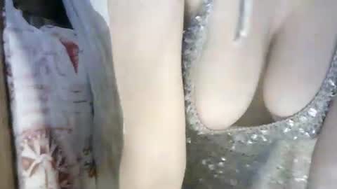 Snapshot of 77lilu chatting on 16, 9, 2025 Lilu online show from 16, 9, 2025