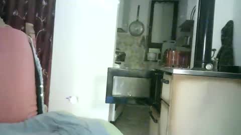 Snapshot of 77lilu chatting on 10, 11, 2025 Lilu online show from 10, 11, 2025