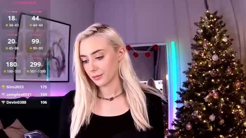 Snapshot of 7loren_wood7 chatting on 10, 1, 2025 Loren Wood online show from 10, 1, 2025