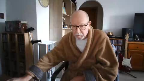  Papi  online show from 7, 2, 2025