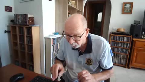Snapshot of 7thsojourn chatting on 22, 4, 2026 Papi online show from 22, 4, 2026