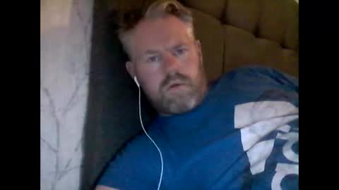 Snapshot of 81jonnyx chatting on 31, 12, 2024 81jonnyx online show from 31, 12, 2024