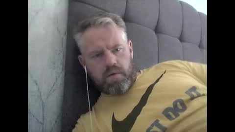 Snapshot of 81jonnyx chatting on 11, 9, 2025 81jonnyx online show from 11, 9, 2025