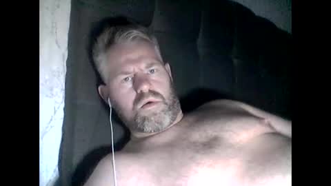 Snapshot of 81jonnyx chatting on 18, 11, 2025 81jonnyx online show from 18, 11, 2025