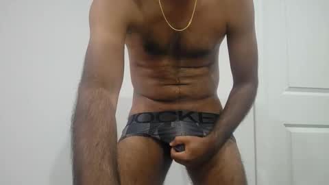 Snapshot of 8inch_desi chatting on 16, 11, 2025 8inch_desi online show from 16, 11, 2025