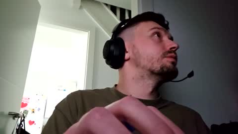 8inchdude93 online show from 6, 10, 2025