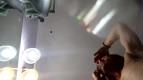 Snapshot of 8intenn chatting on 28, 9, 2025 8intenn online show from 28, 9, 2025