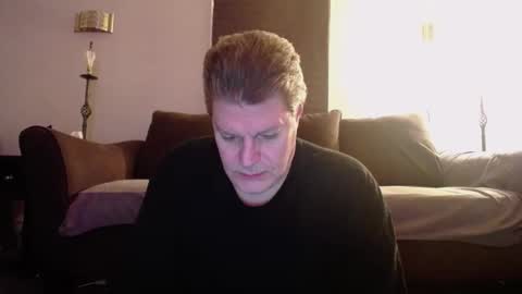 Snapshot of 989guy chatting on 27, 1, 2025 989guy online show from 27, 1, 2025