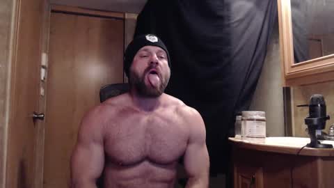 9 fat inches online show from 10, 3, 2025