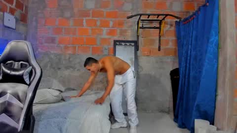 Snapshot of _0324 chatting on 27, 2, 2025 rick online show from 27, 2, 2025