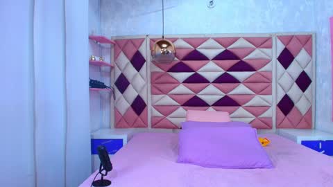  abby rouss online show from 12, 9, 2025