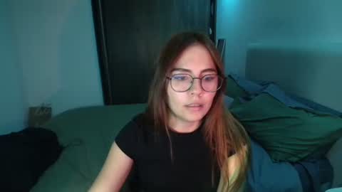 Snapshot of _abbyyyy_ chatting on 12, 3, 2025 abby 3 online show from 12, 3, 2025