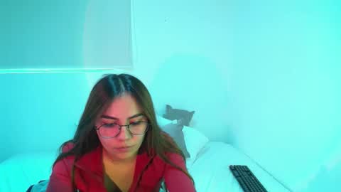 Snapshot of _abbyyyy_ chatting on 10, 9, 2025 abby 3 online show from 10, 9, 2025