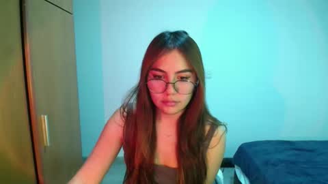 Snapshot of _abbyyyy_ chatting on 2, 10, 2025 abby 3 online show from 2, 10, 2025