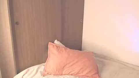 _abrill_20 online show from 22, 3, 2026