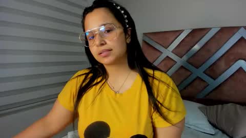 Snapshot of _adahara_queen_ chatting on 20, 10, 2025 Adahara online show from 20, 10, 2025