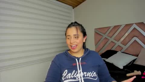 Snapshot of _adahara_queen_ chatting on 6, 11, 2025 Adahara online show from 6, 11, 2025