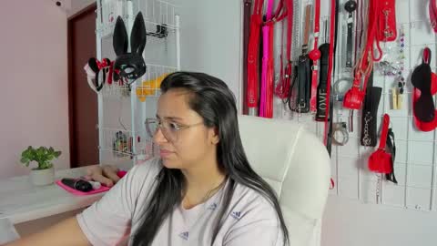 Snapshot of _adahara_queen_ chatting on 22, 11, 2025 Adahara online show from 22, 11, 2025