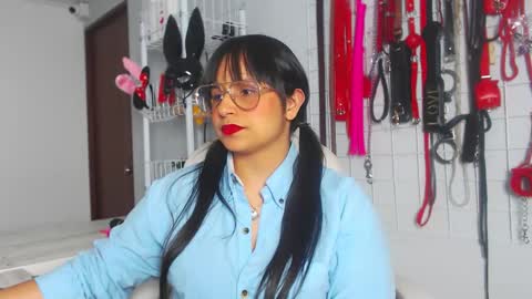 Snapshot of _adahara_queen_ chatting on 27, 11, 2025 Adahara online show from 27, 11, 2025