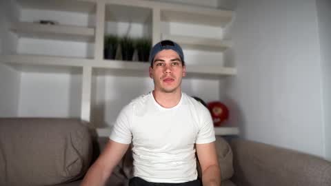 Snapshot of _aesthetic chatting on 29, 9, 2025 _aesthetic online show from 29, 9, 2025