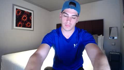 Snapshot of _aesthetic chatting on 25, 11, 2025 _aesthetic online show from 25, 11, 2025