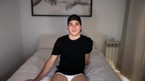 Snapshot of _aesthetic chatting on 23, 2, 2026 _aesthetic online show from 23, 2, 2026