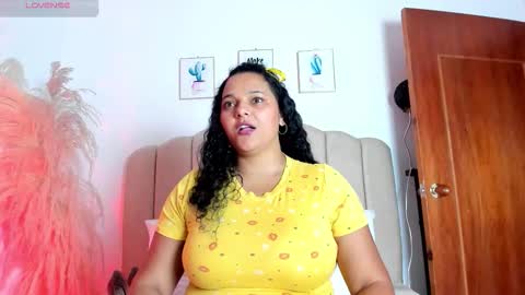 Snapshot of _aithanaa_ chatting on 18, 11, 2025 _aithanaa_ online show from 18, 11, 2025